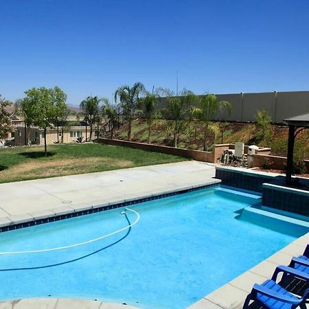 Vineyard Poolside Retreat Villa Winchester Exterior foto
